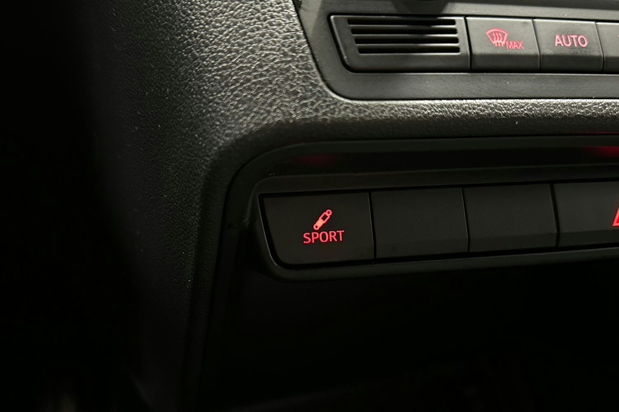 harmaa SEAT Ibiza SC 2016 kuva 18.