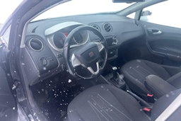 harmaa SEAT Ibiza ST 2011 kuva 3.