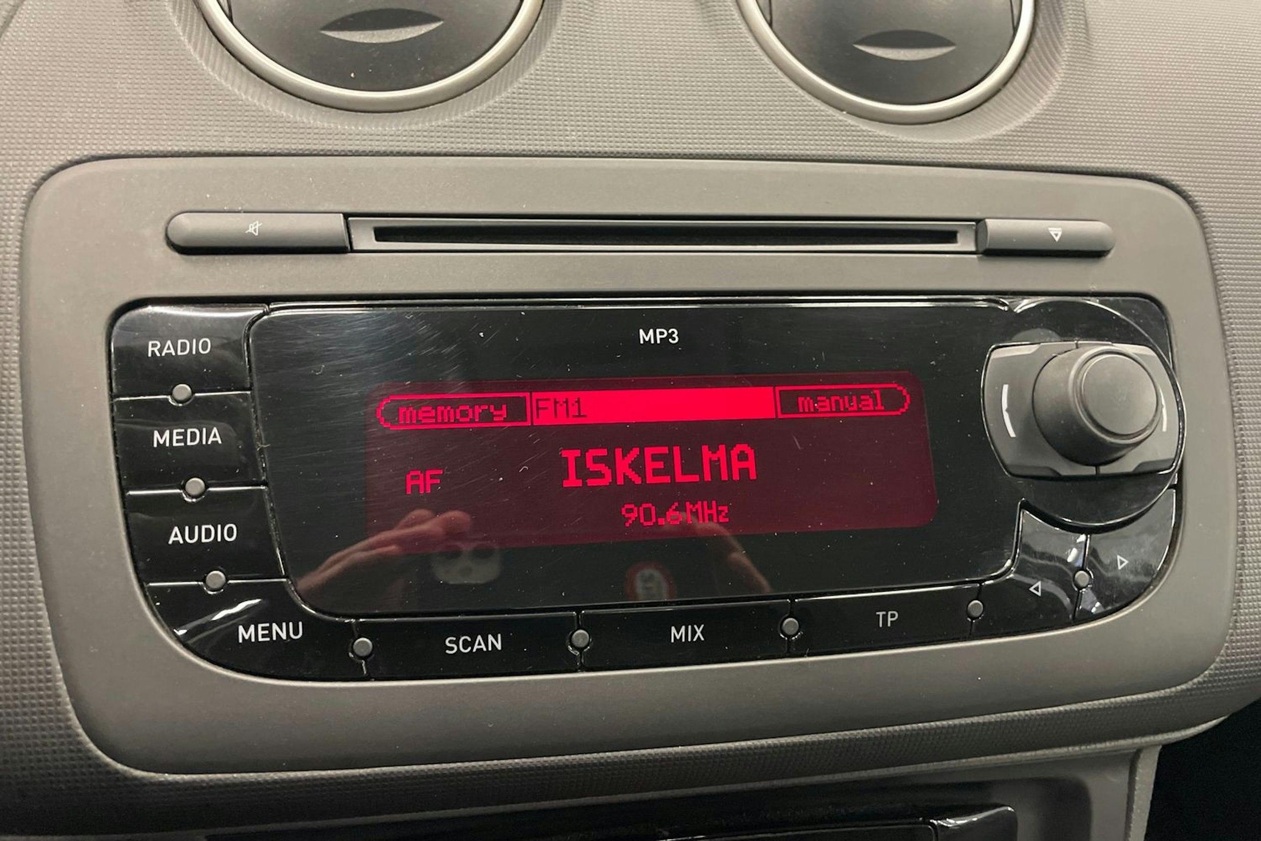 Harmaa SEAT Ibiza ST 2011 kuva 16.