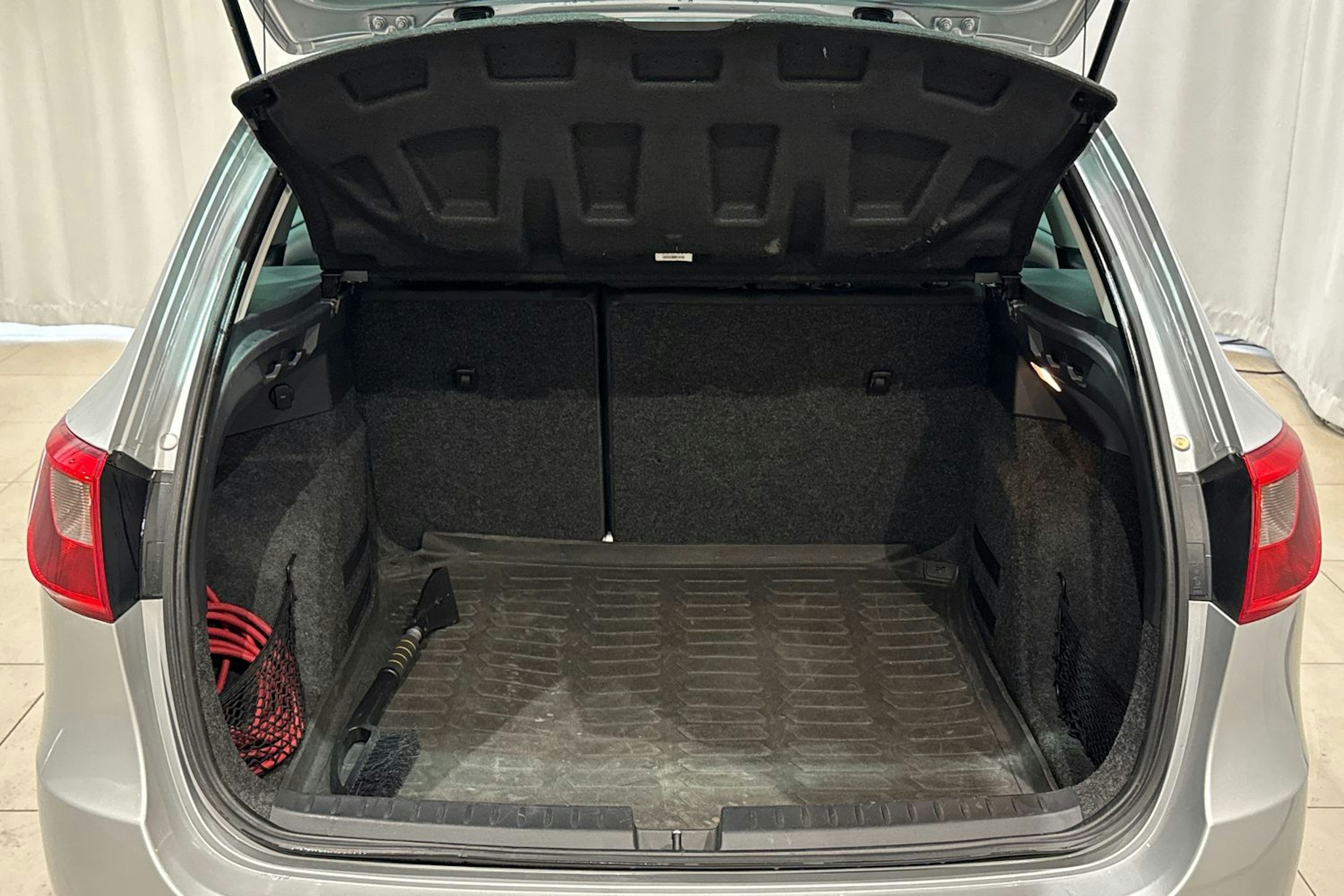 hopea SEAT Ibiza ST 2012 kuva 14.
