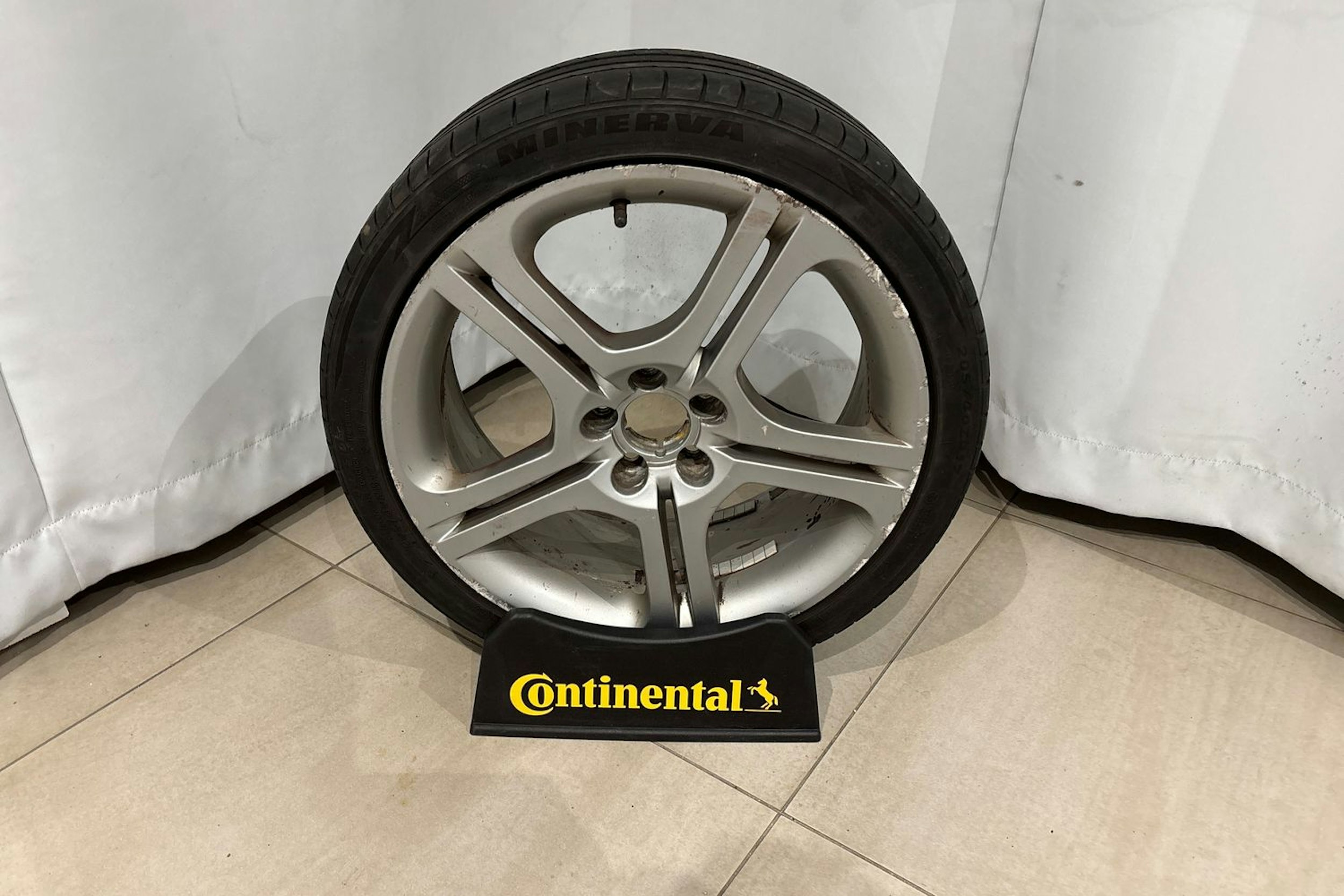 musta SEAT Ibiza ST 2013 kuva 14.