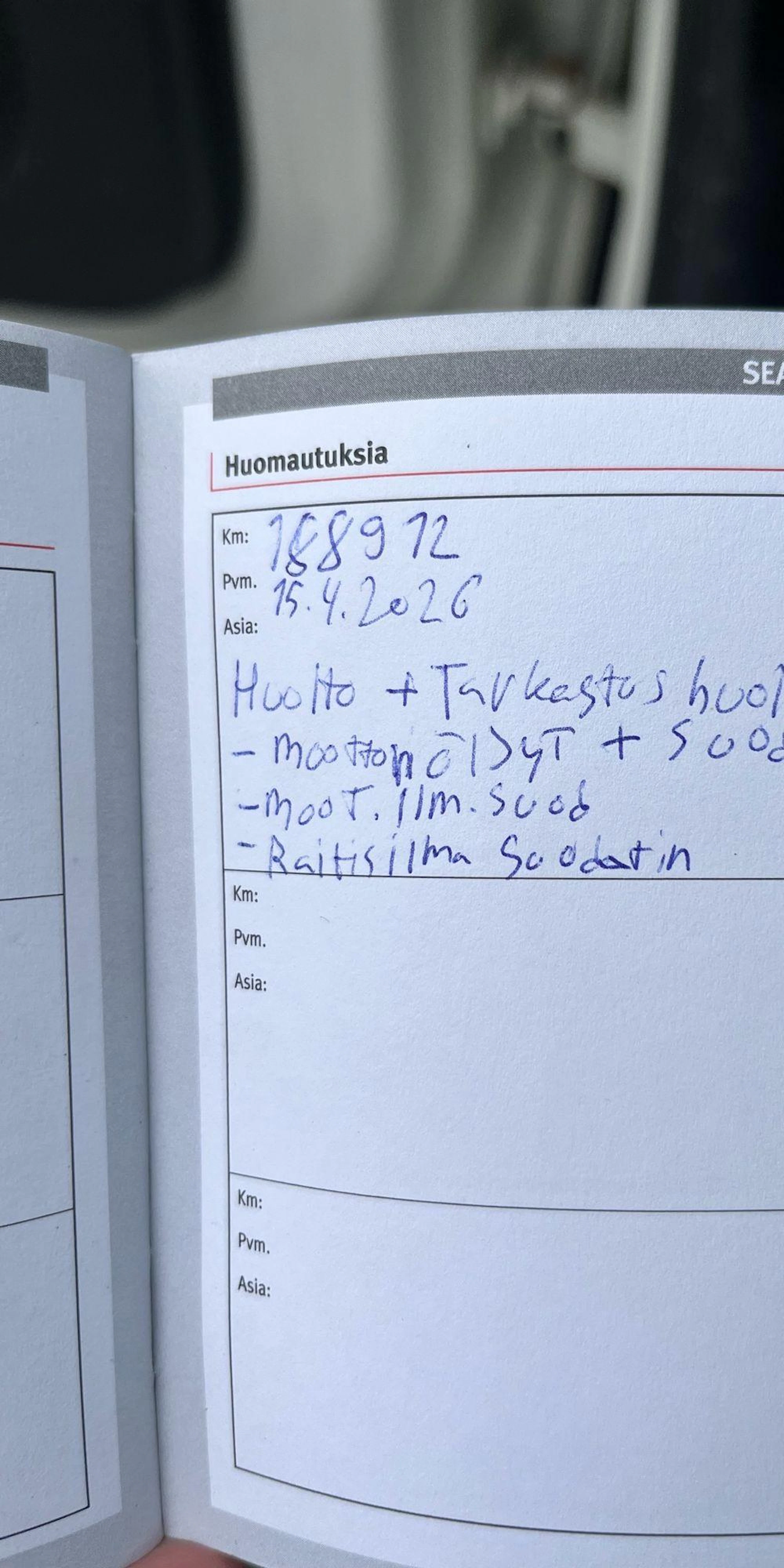 valkoinen SEAT Ibiza ST 2016 kuva 3.