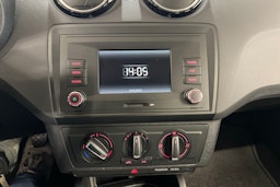 Punainen SEAT Ibiza ST 2017 kuva 23.