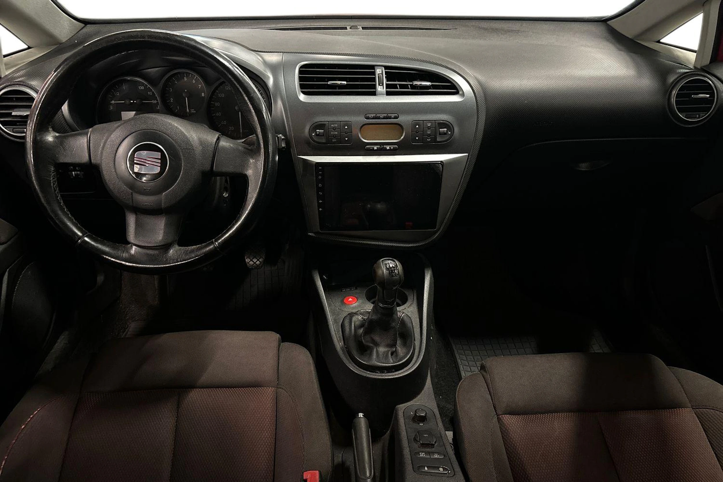 punainen SEAT Leon 2006 kuva 7.