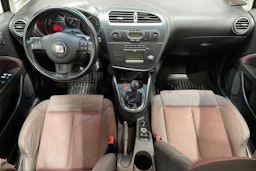 Musta SEAT LEON 2006 kuva 9.