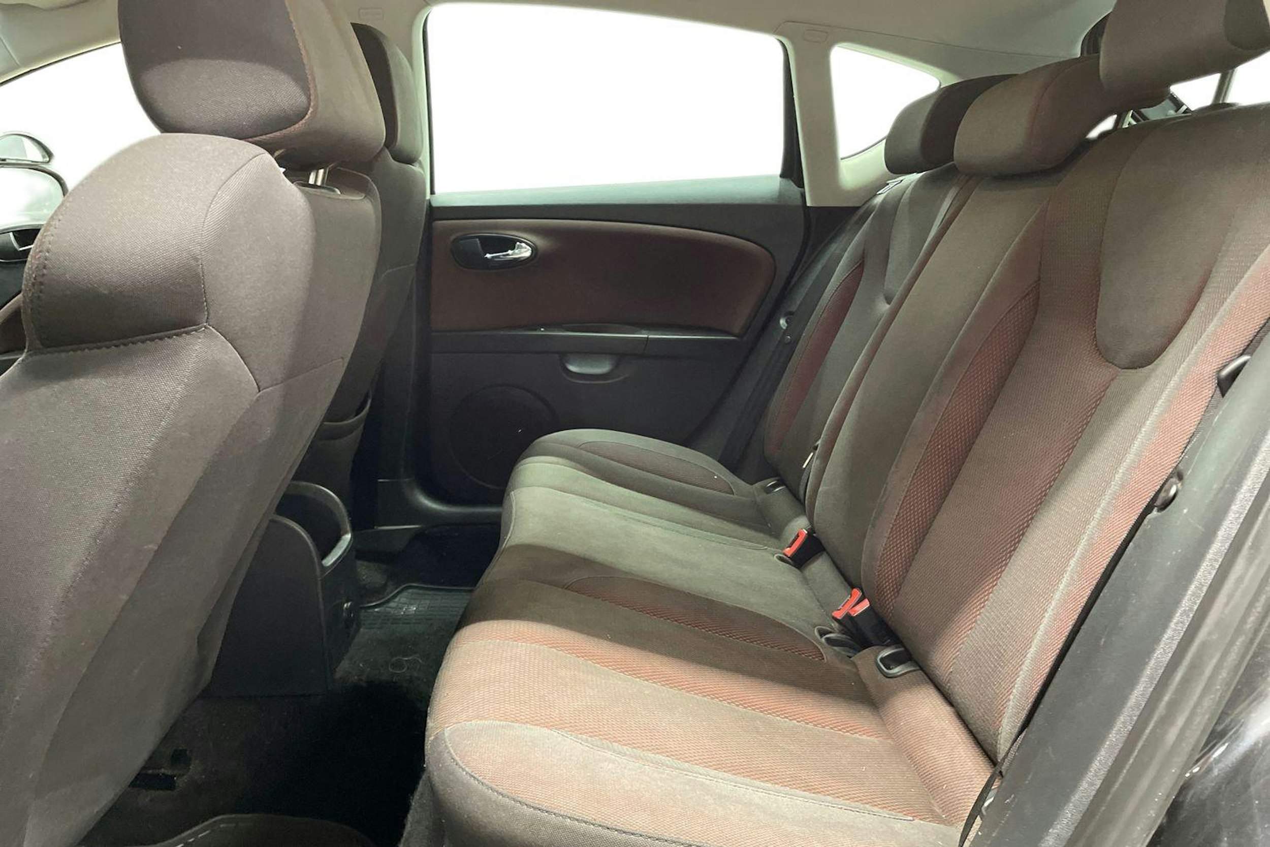 Musta SEAT LEON 2006 kuva 10.