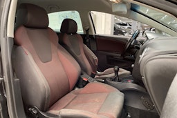 Musta SEAT LEON 2006 kuva 24.