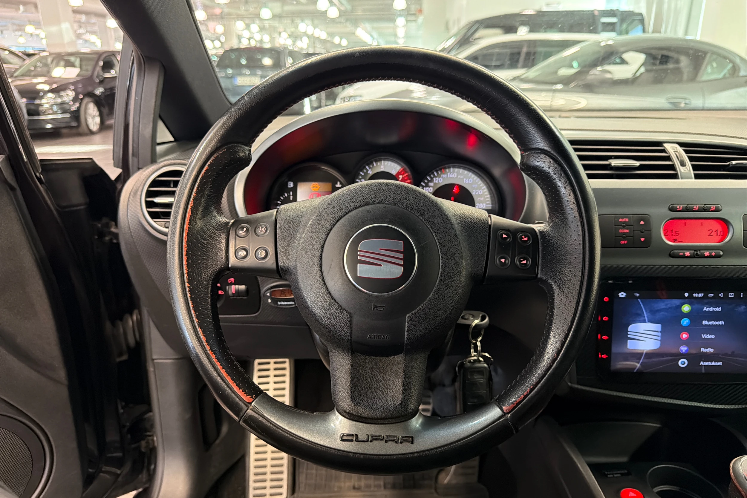 musta SEAT Leon 2007 kuva 15.