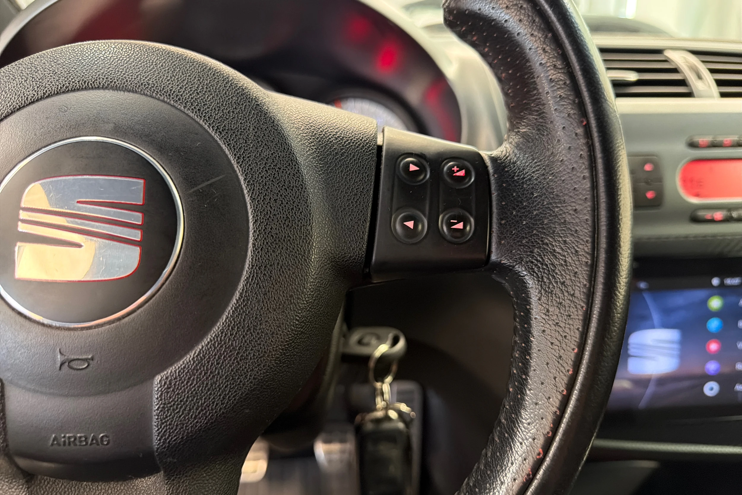 musta SEAT Leon 2007 kuva 17.