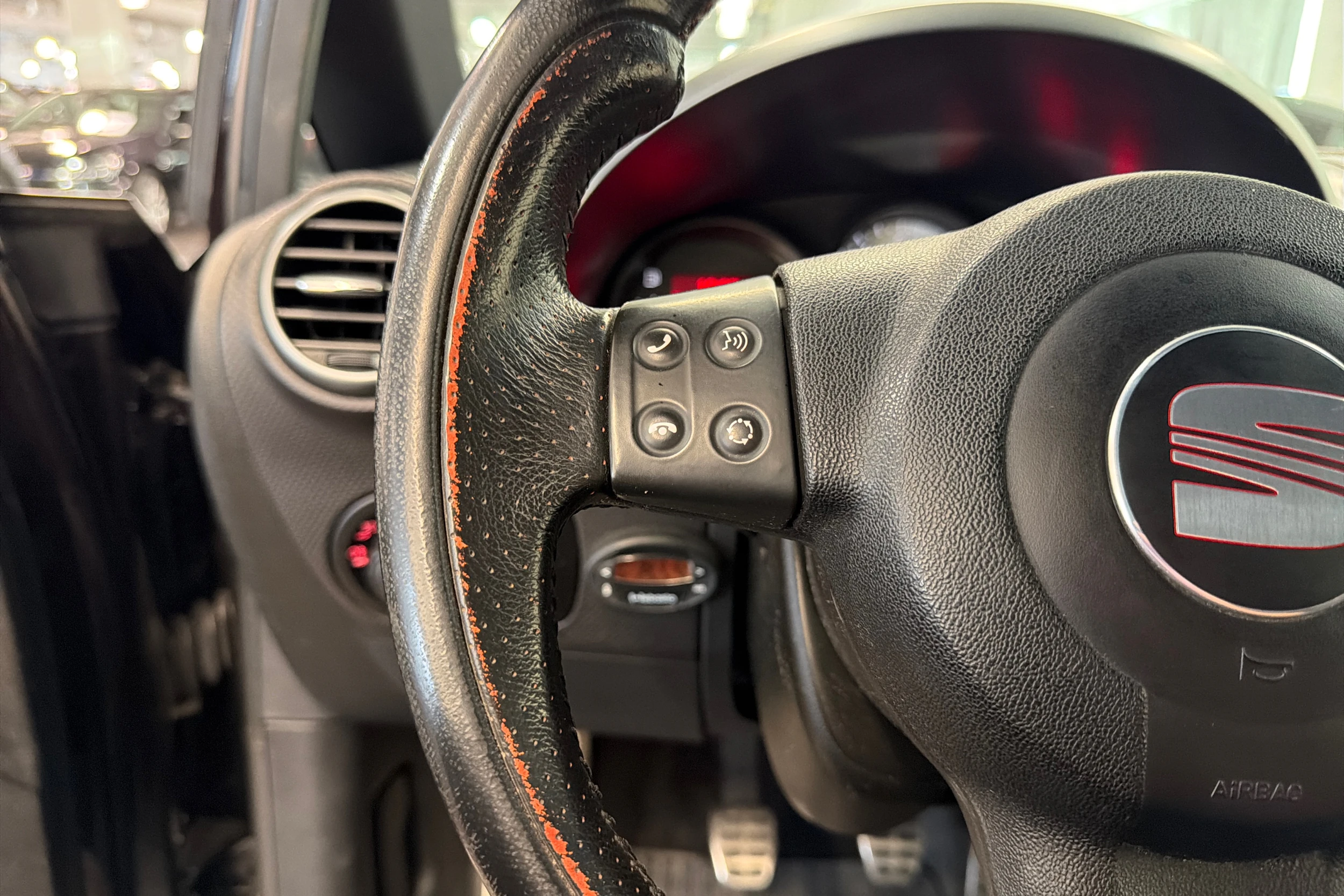 musta SEAT Leon 2007 kuva 18.