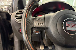 musta SEAT Leon 2007 kuva 18.
