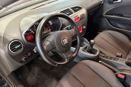 harmaa SEAT Leon 2008 kuva 7.