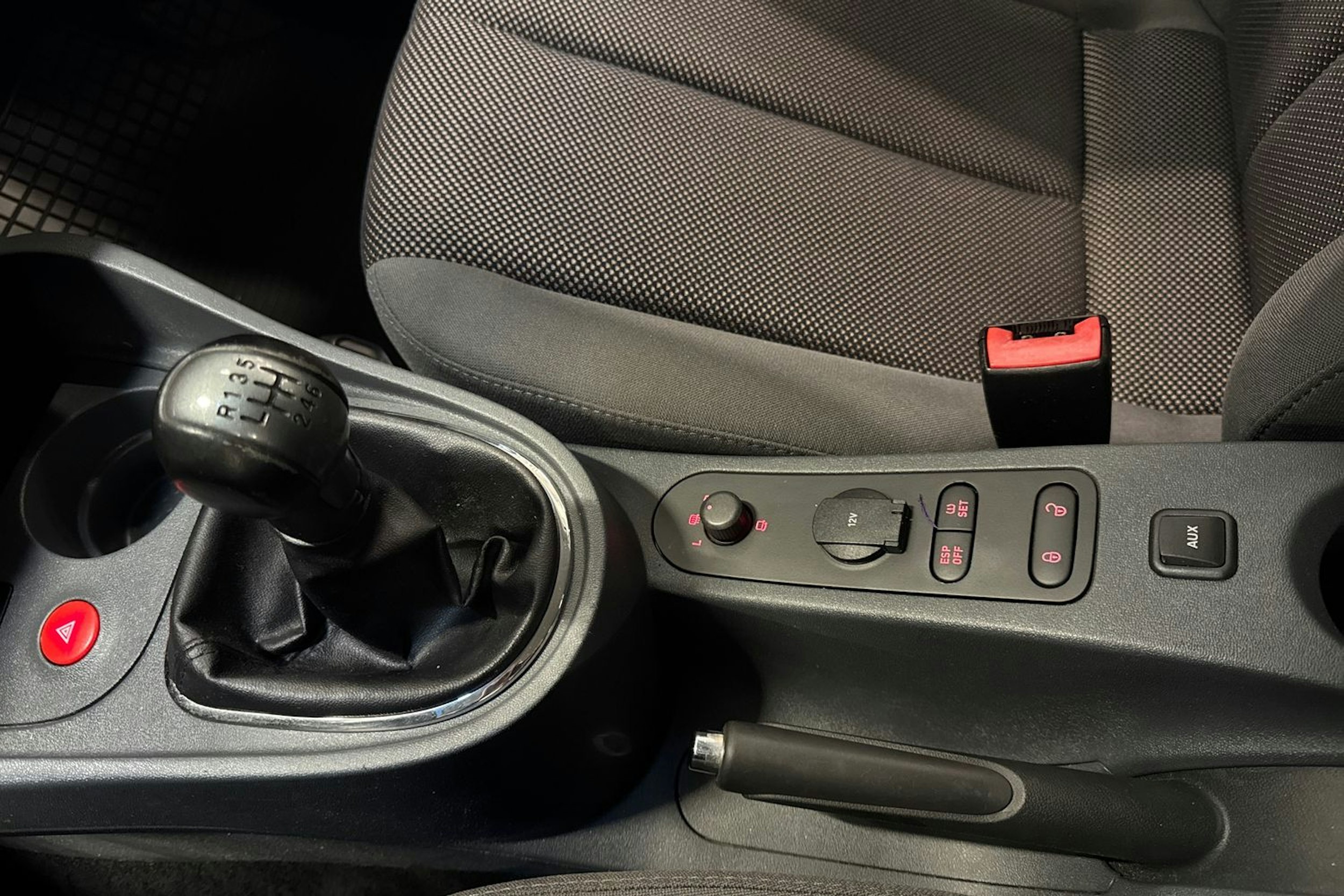 harmaa SEAT Leon 2008 kuva 16.