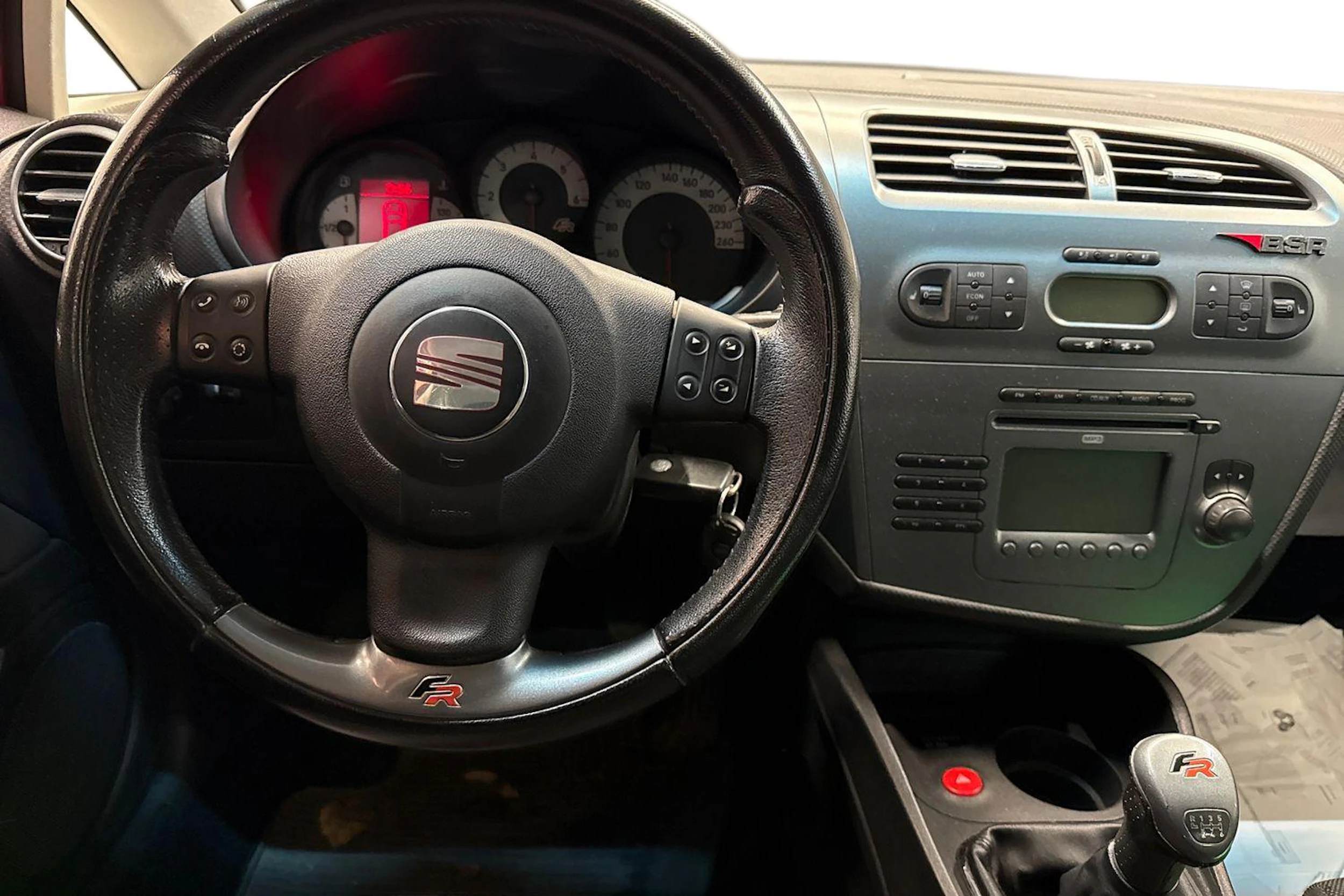 punainen SEAT Leon 2008 kuva 7.
