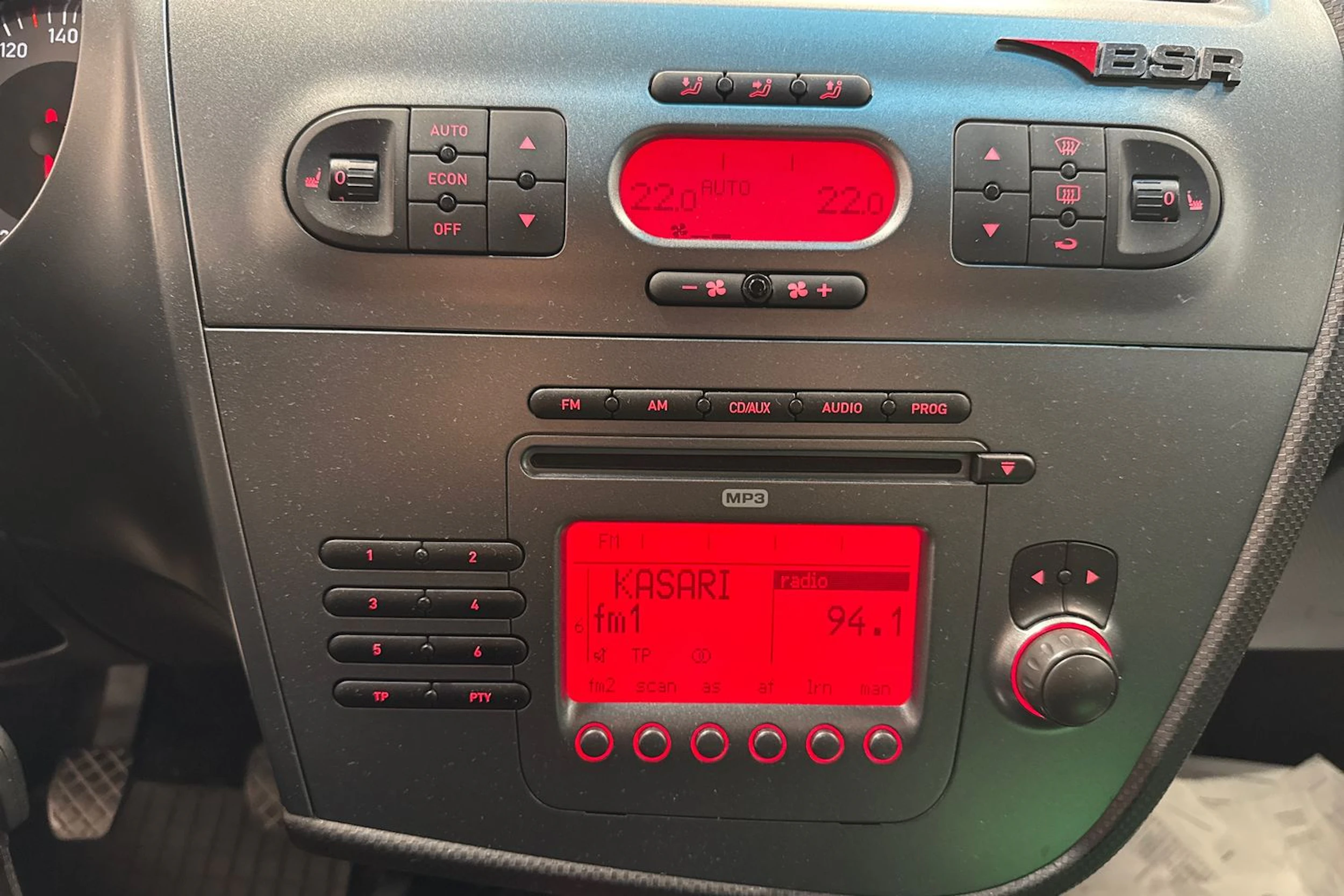 punainen SEAT Leon 2008 kuva 17.