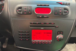 punainen SEAT Leon 2008 kuva 17.