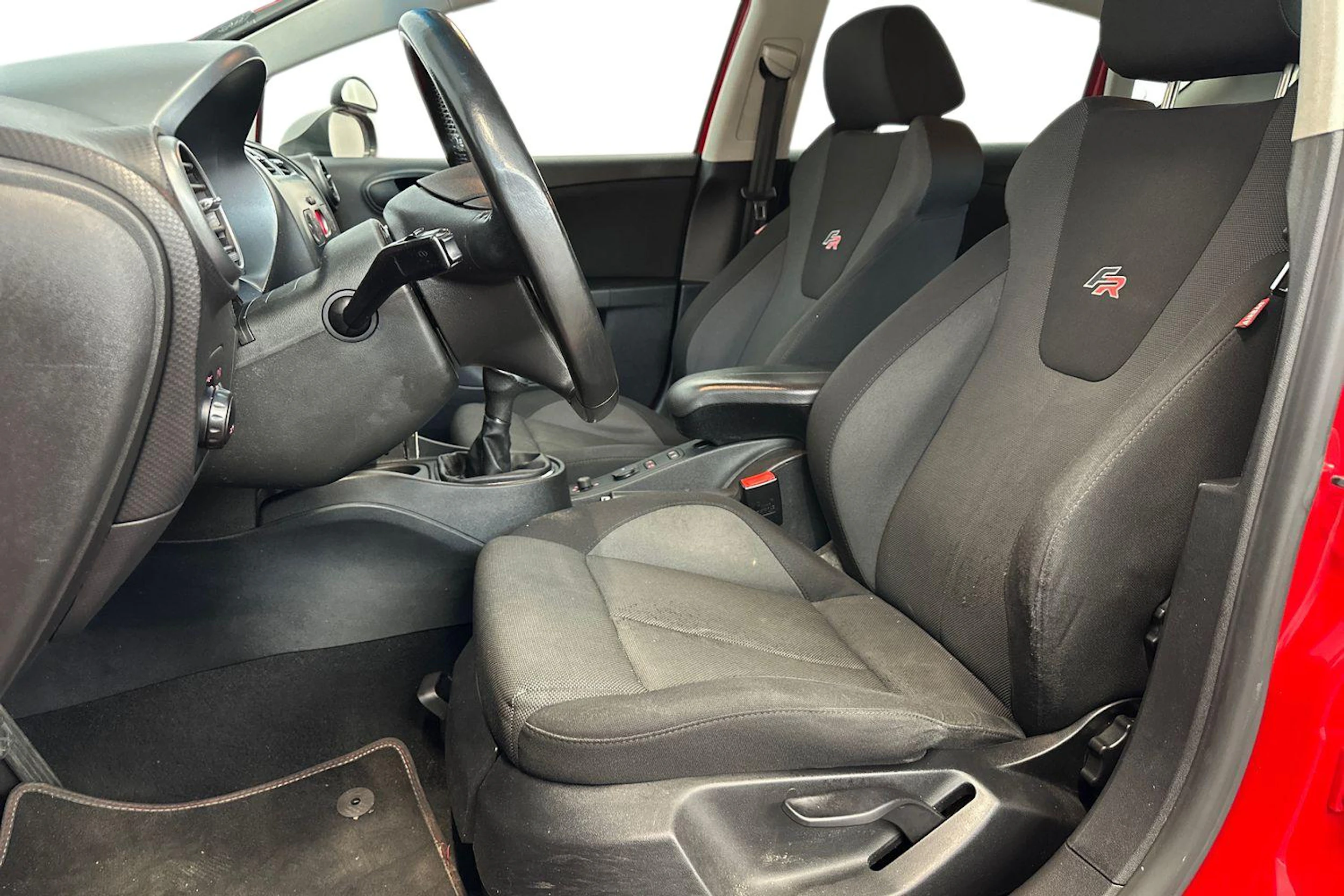 punainen SEAT Leon 2008 kuva 12.