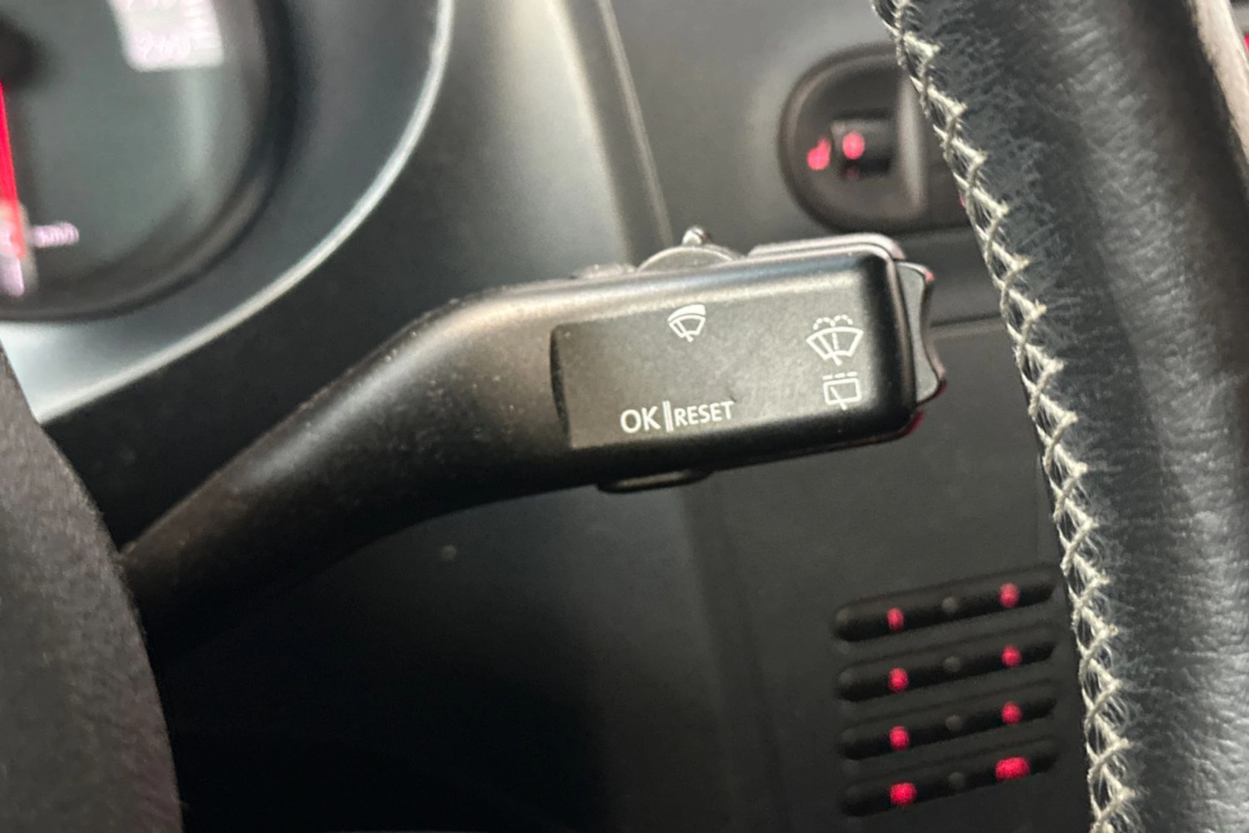 punainen SEAT Leon 2008 kuva 17.