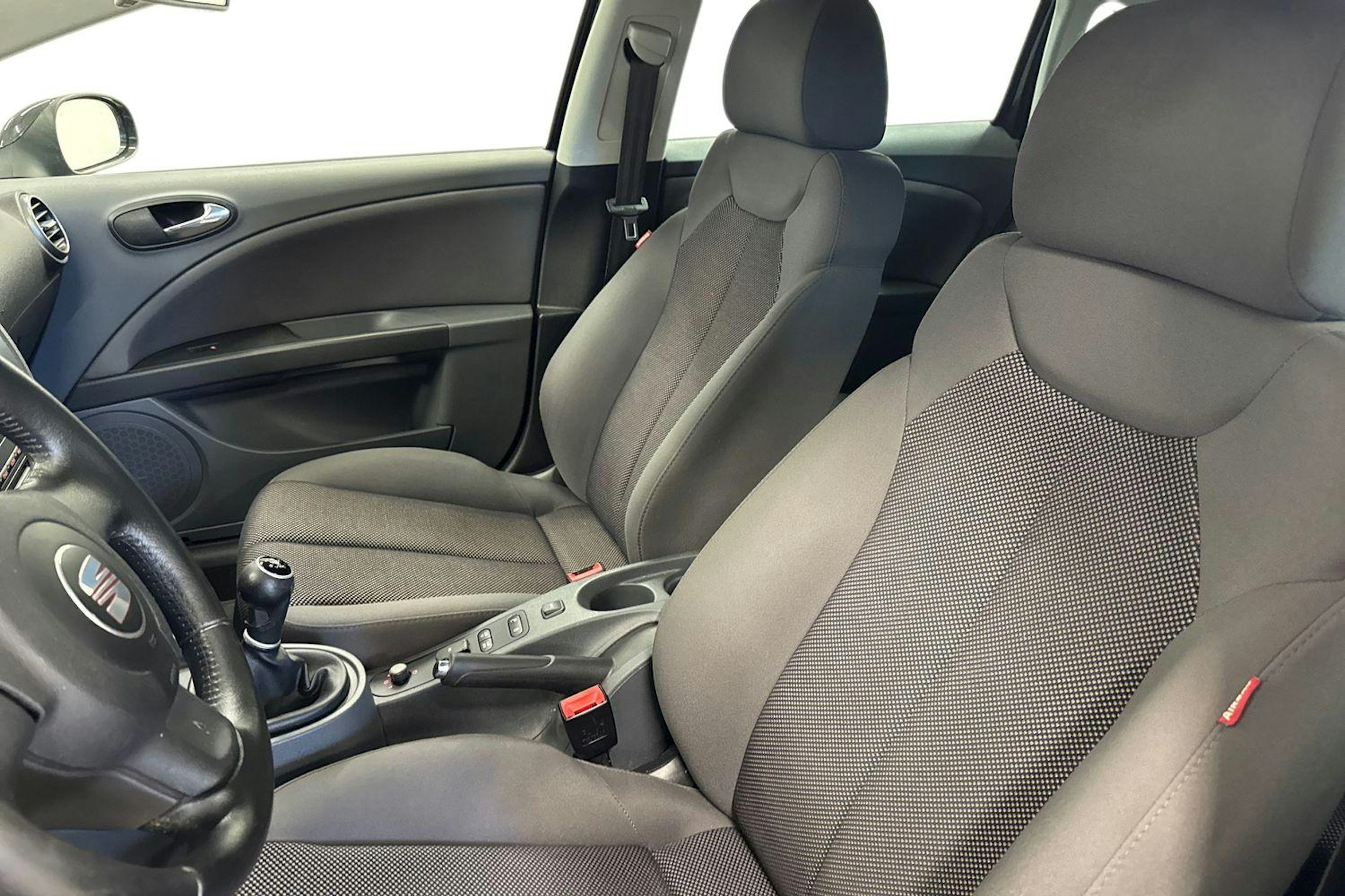 musta SEAT Leon 2009 kuva 11.