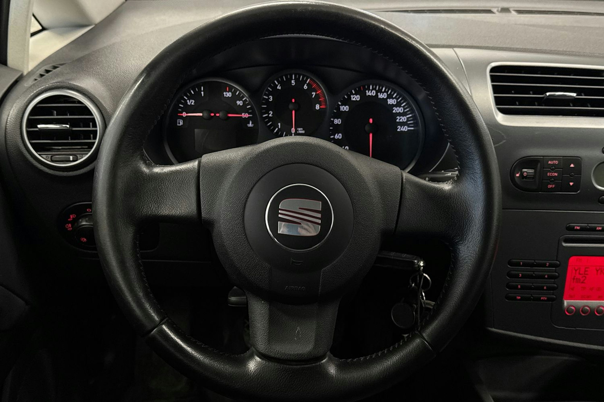 musta SEAT Leon 2009 kuva 14.