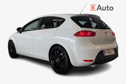 sininen SEAT Leon 2011 kuva 2.