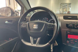 sininen SEAT Leon 2011 kuva 11.