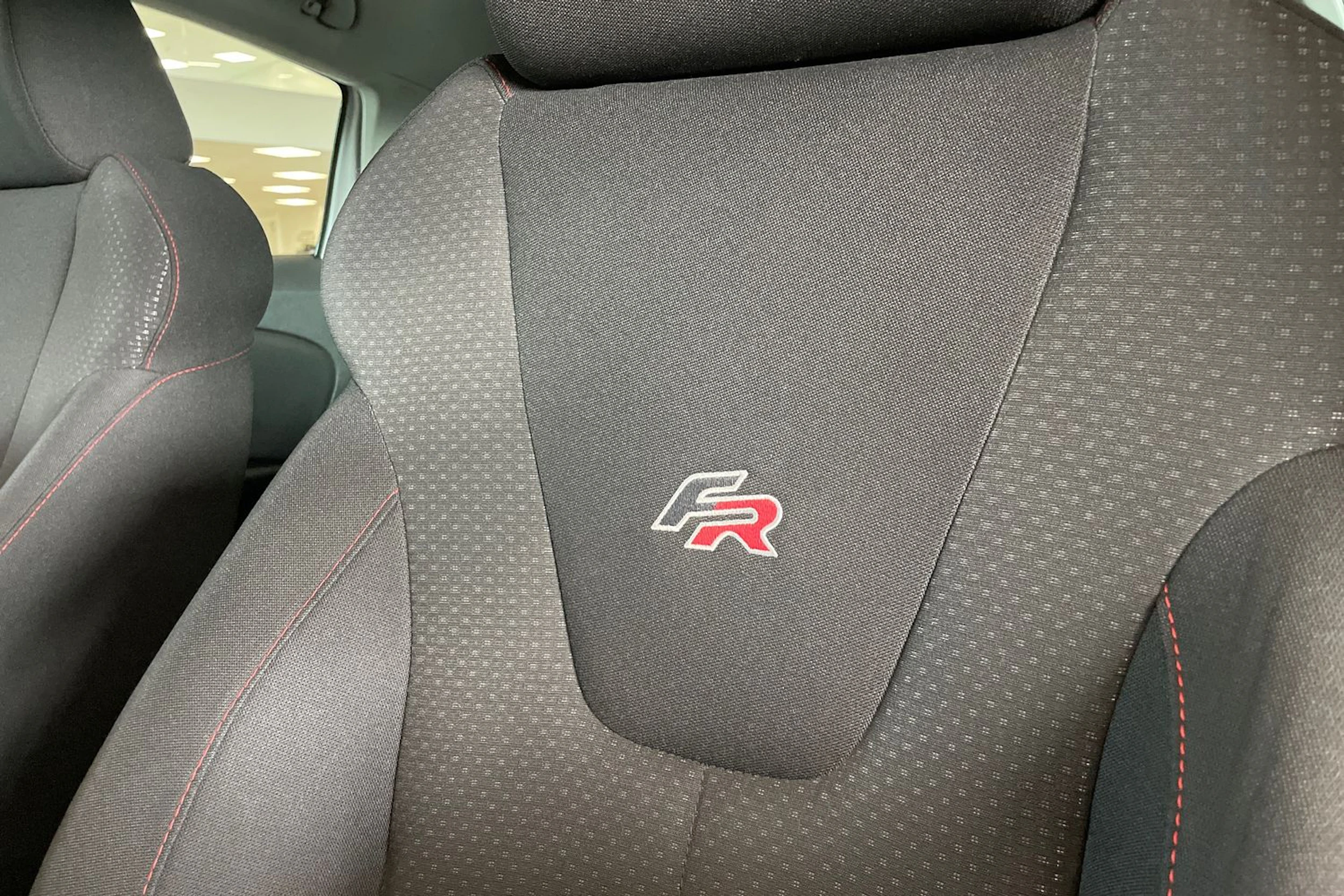 sininen SEAT Leon 2011 kuva 23.