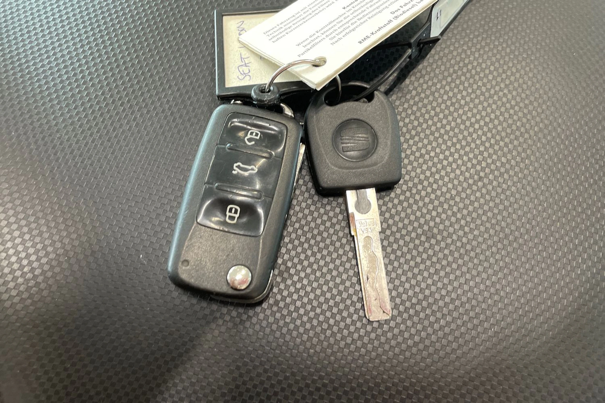 sininen SEAT Leon 2011 kuva 26.