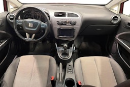 punainen SEAT Leon 2011 kuva 9.