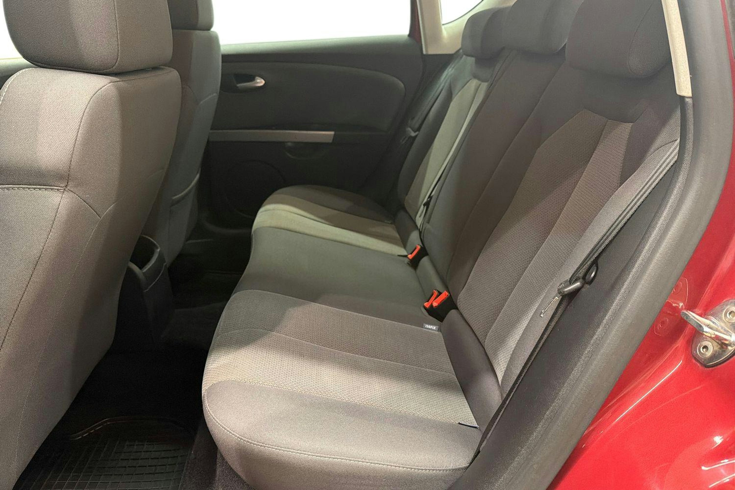 punainen SEAT Leon 2011 kuva 10.