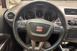 punainen SEAT Leon 2011 kuva 18.