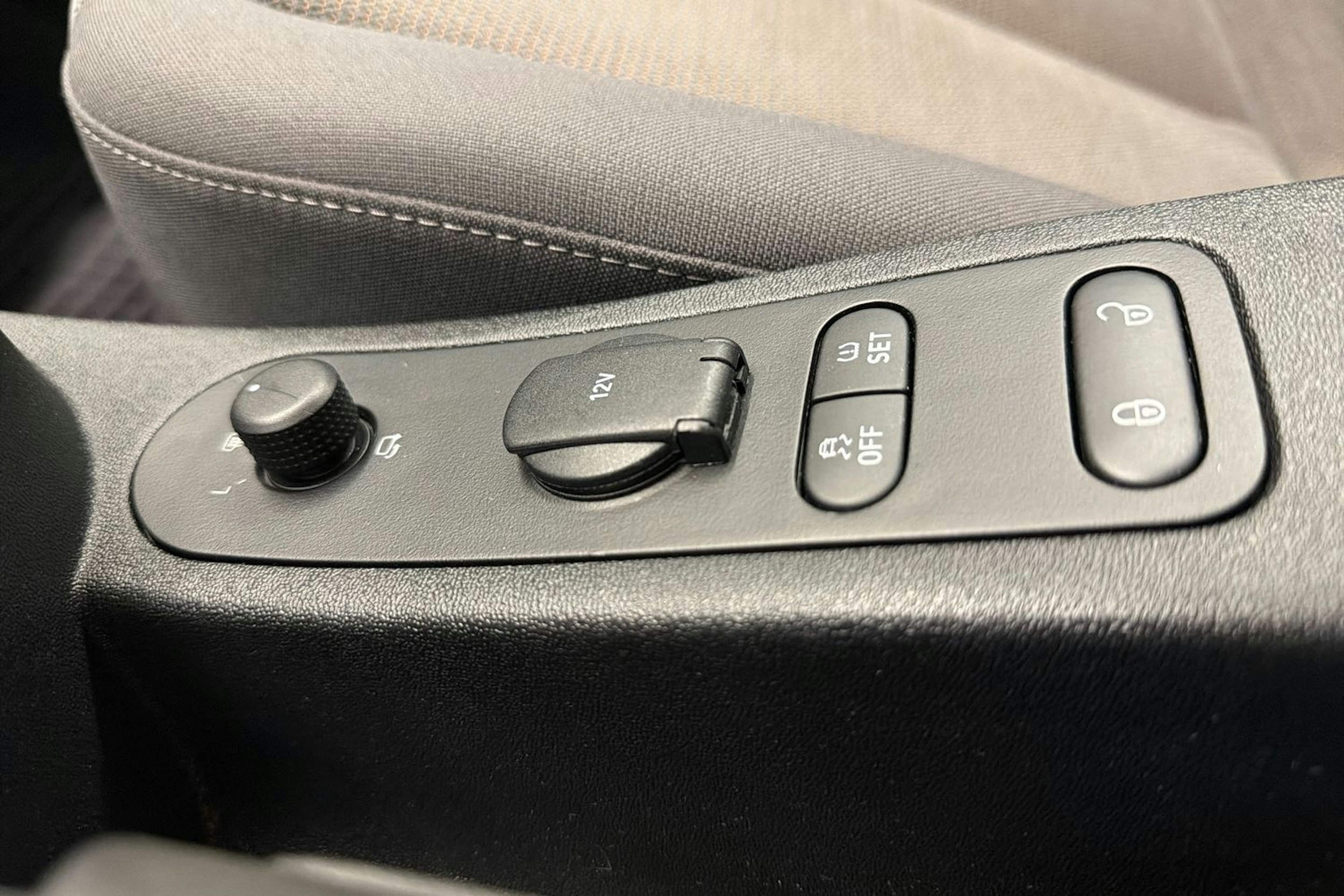 punainen SEAT Leon 2011 kuva 22.