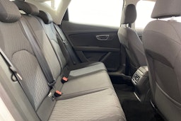 valkoinen SEAT Leon 2013 kuva 14.