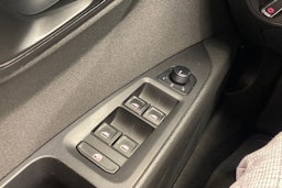 valkoinen SEAT Leon 2013 kuva 17.