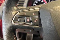 Punainen SEAT LEON 2013 kuva 16.