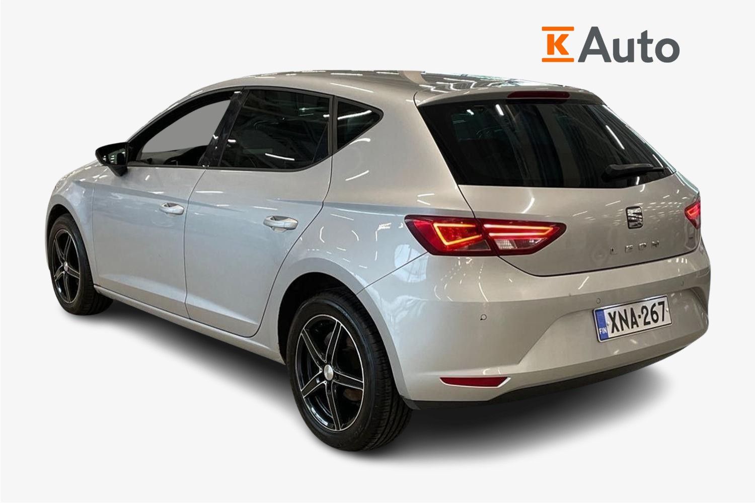 Seat Leon 1,6 TDi 105 Style 2013, kuva 2/29