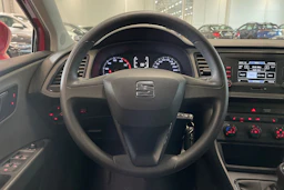 punainen SEAT Leon 2014 kuva 16.