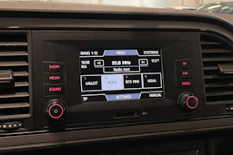 punainen SEAT Leon 2014 kuva 19.