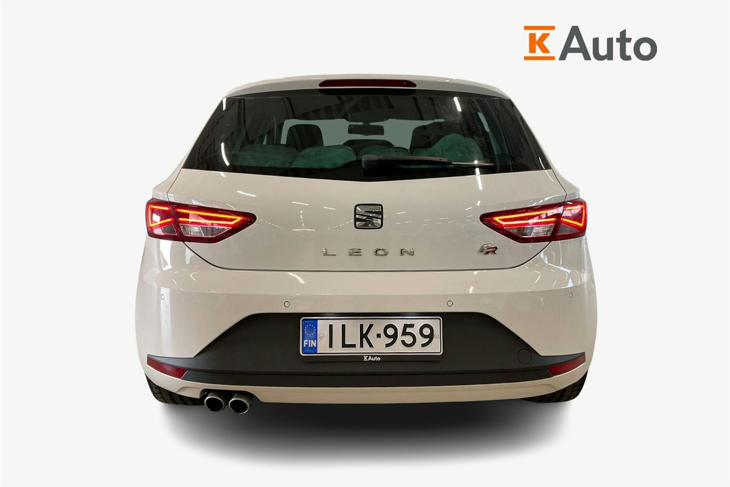 valkoinen SEAT Leon 2014 kuva 3.