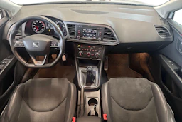 valkoinen SEAT Leon 2015 kuva 7.