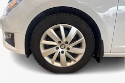 valkoinen SEAT Leon 2015 kuva 9.