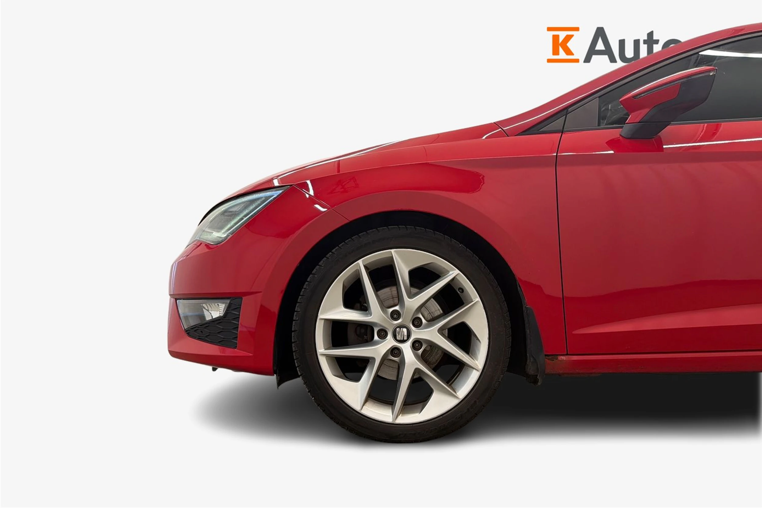 punainen SEAT Leon 2014 kuva 9.