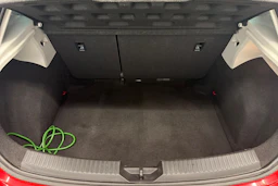punainen SEAT Leon 2014 kuva 13.