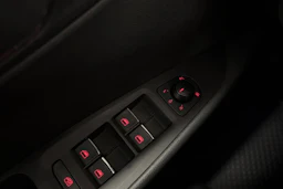 punainen SEAT Leon 2014 kuva 14.