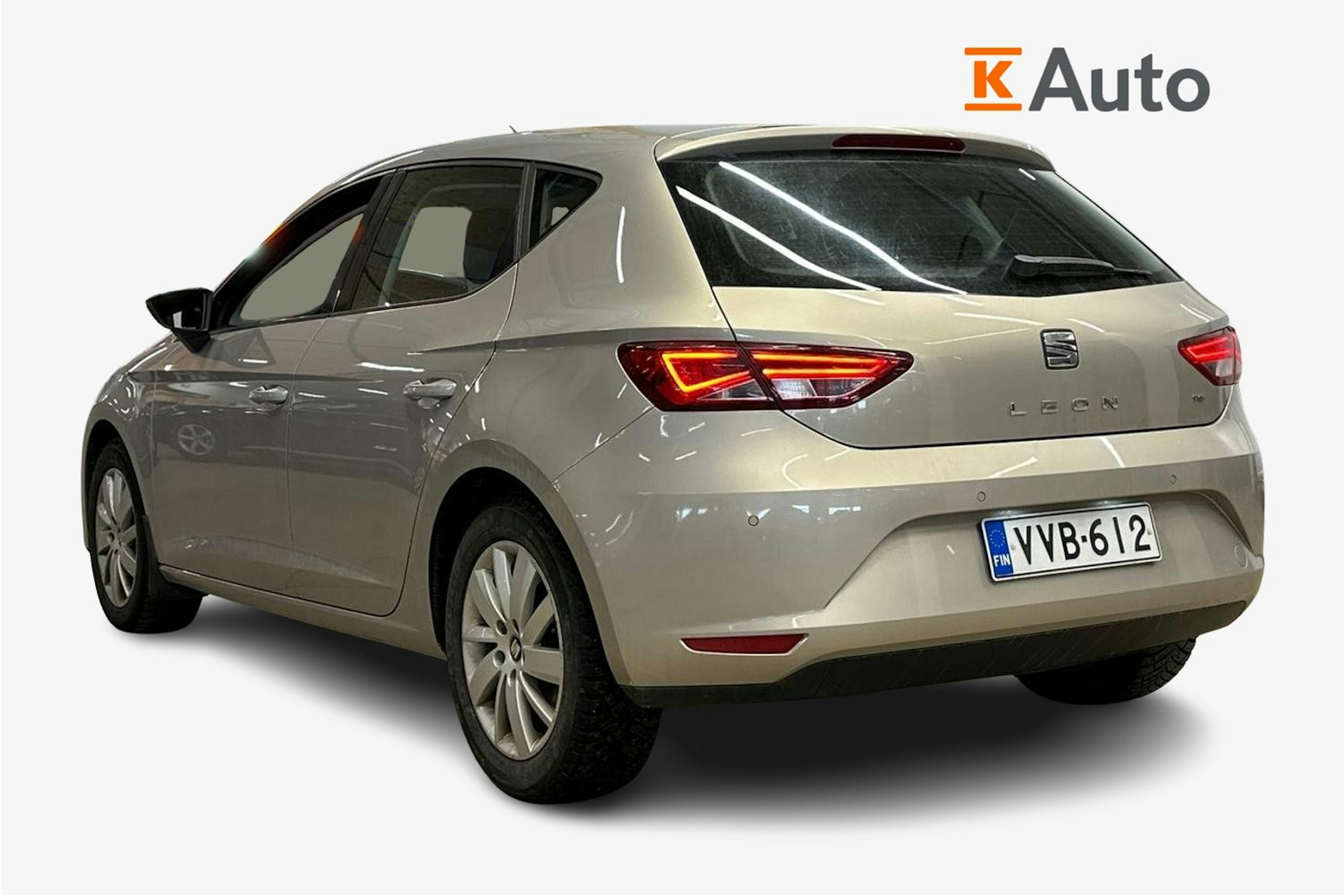 ruskea (beige) SEAT Leon 2014 kuva 2.