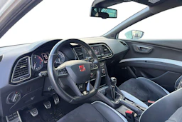 valkoinen SEAT Leon 2015 kuva 3.