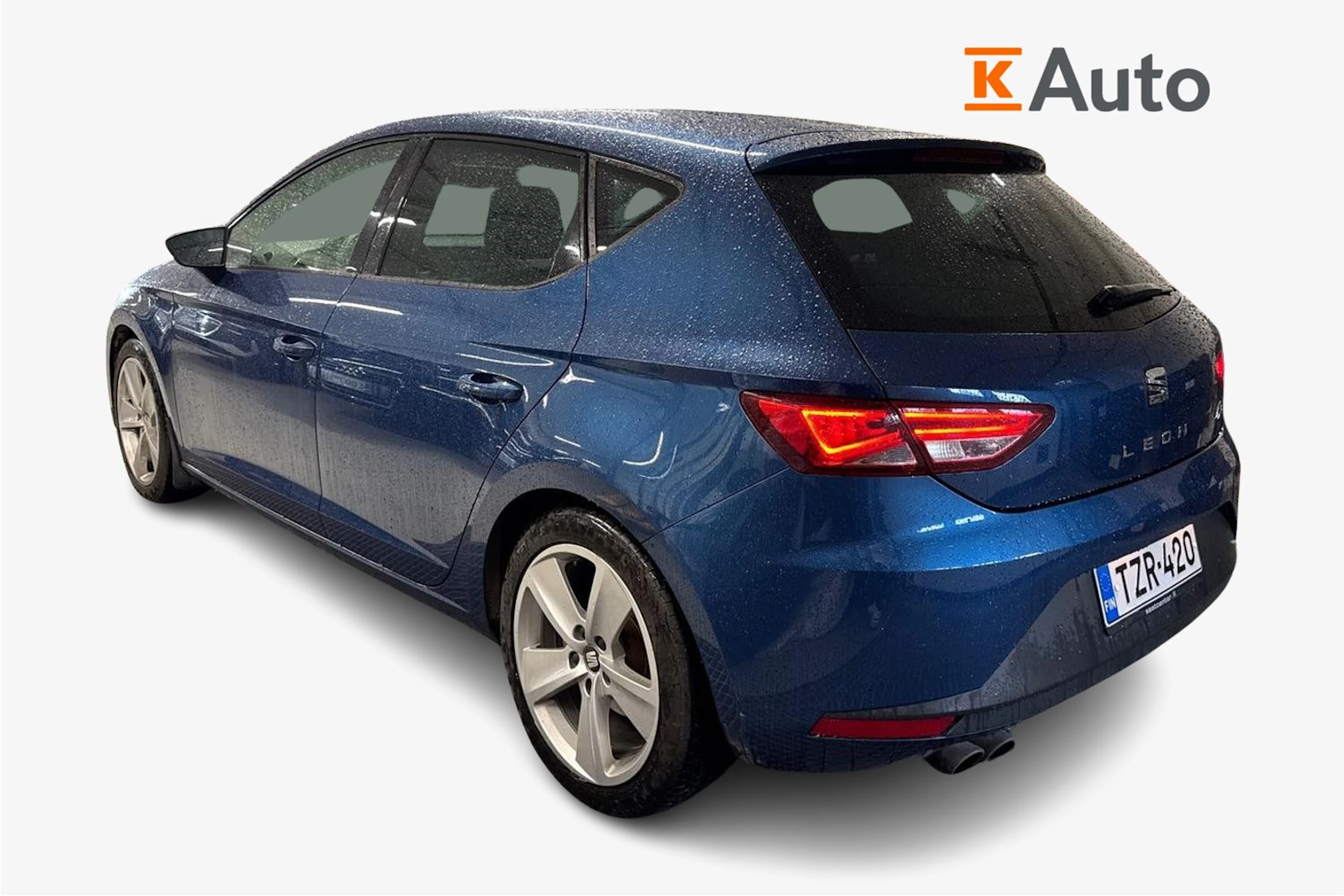 sininen SEAT Leon 2015 kuva 2.