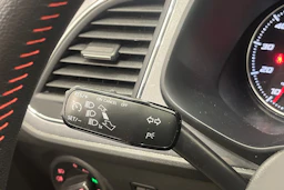 sininen SEAT Leon 2015 kuva 16.