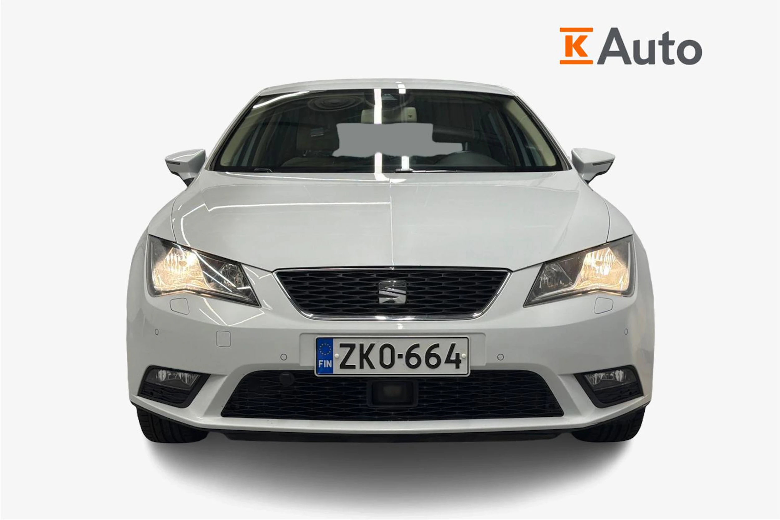 valkoinen SEAT Leon 2015 kuva 5.