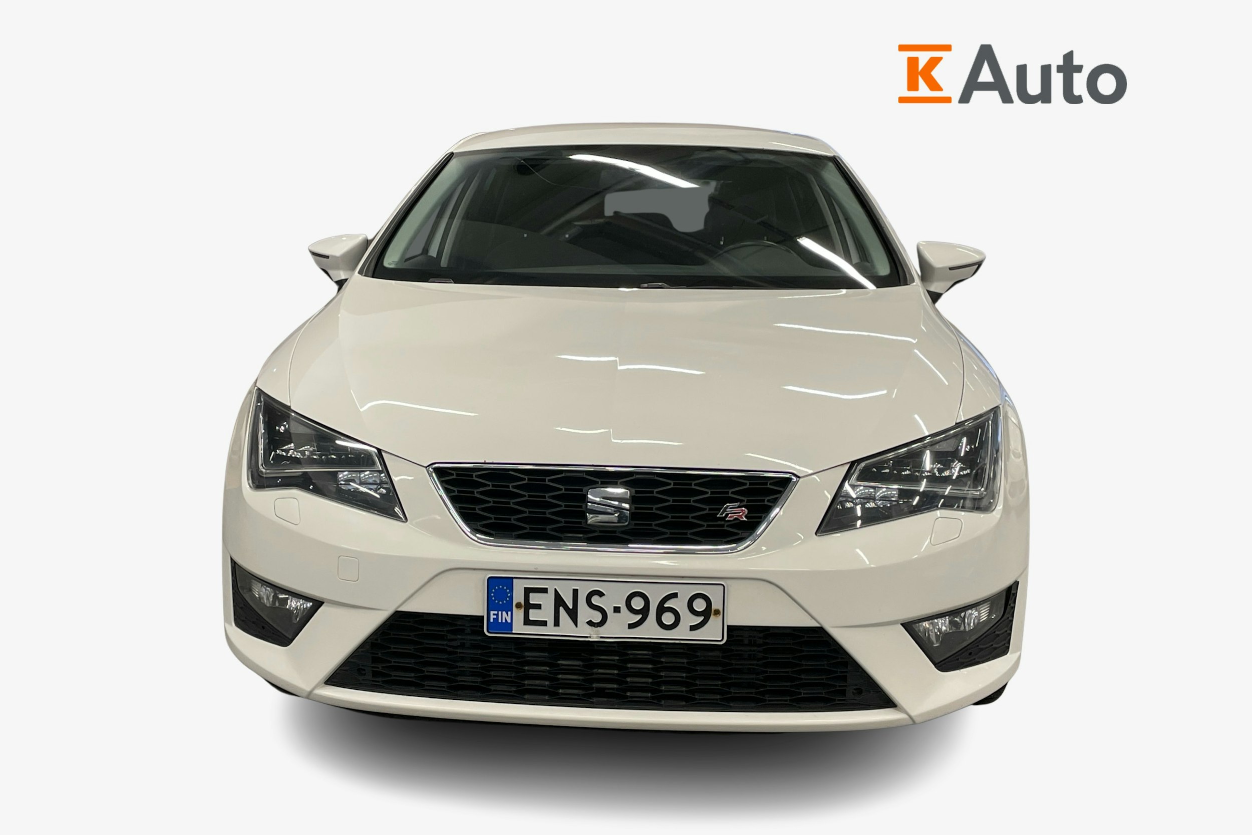 valkoinen SEAT Leon 2016 kuva 4.